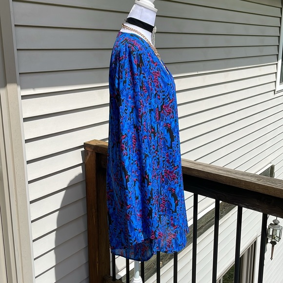 Pretty Shift Dress by Express - Picture 13 of 16